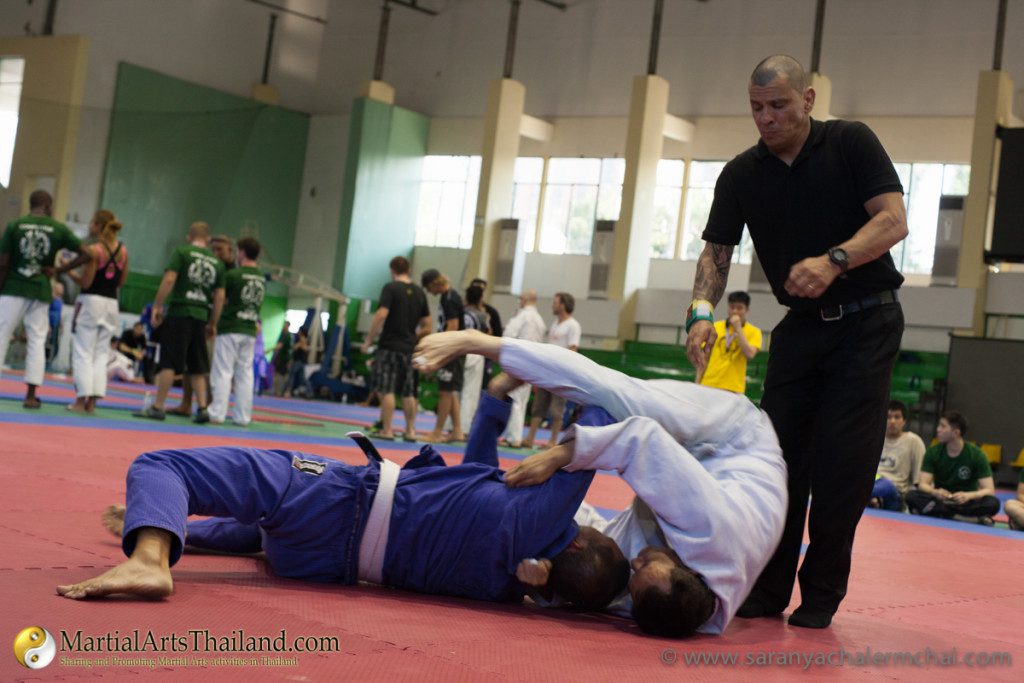 end of summersault during bjj fight