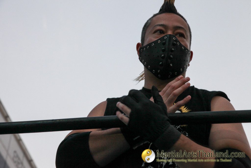 fighter with black mask at Pro-Wrestling Japan Expo 2016 Bangkok