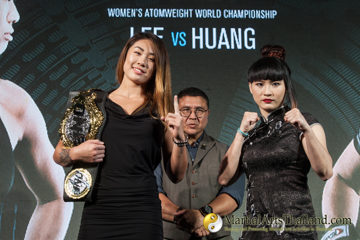 angela lee vs jenny huang face off at ONE championship warrior kingdom 2017 press conference with sukosol