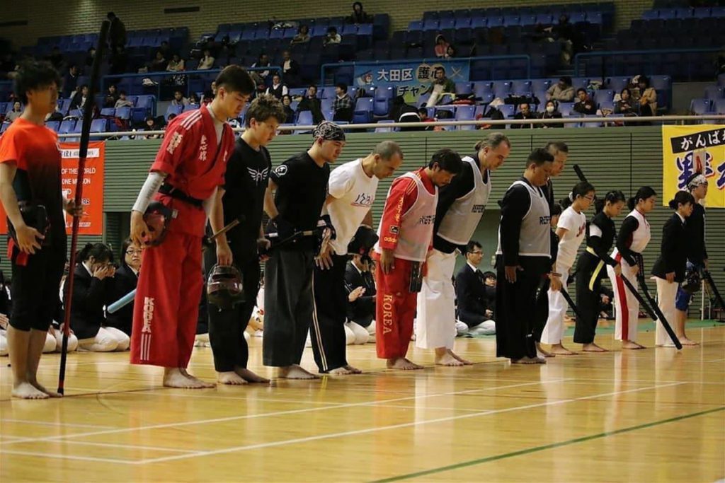 osu bow team at competition Black Wing spochan sports chambara 