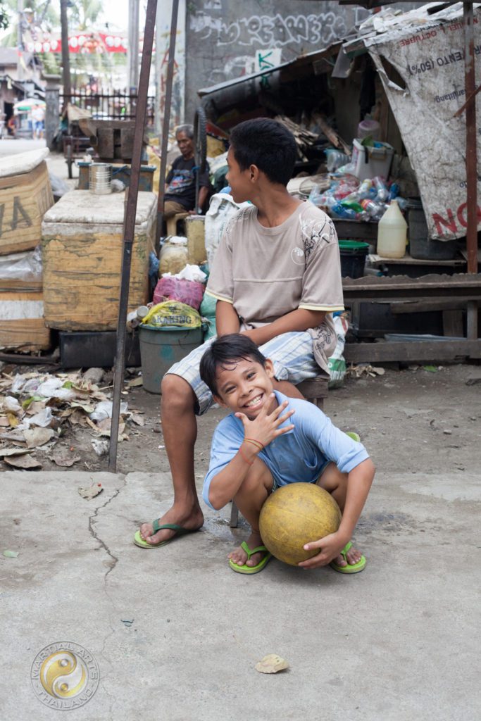 children at Cebu slums