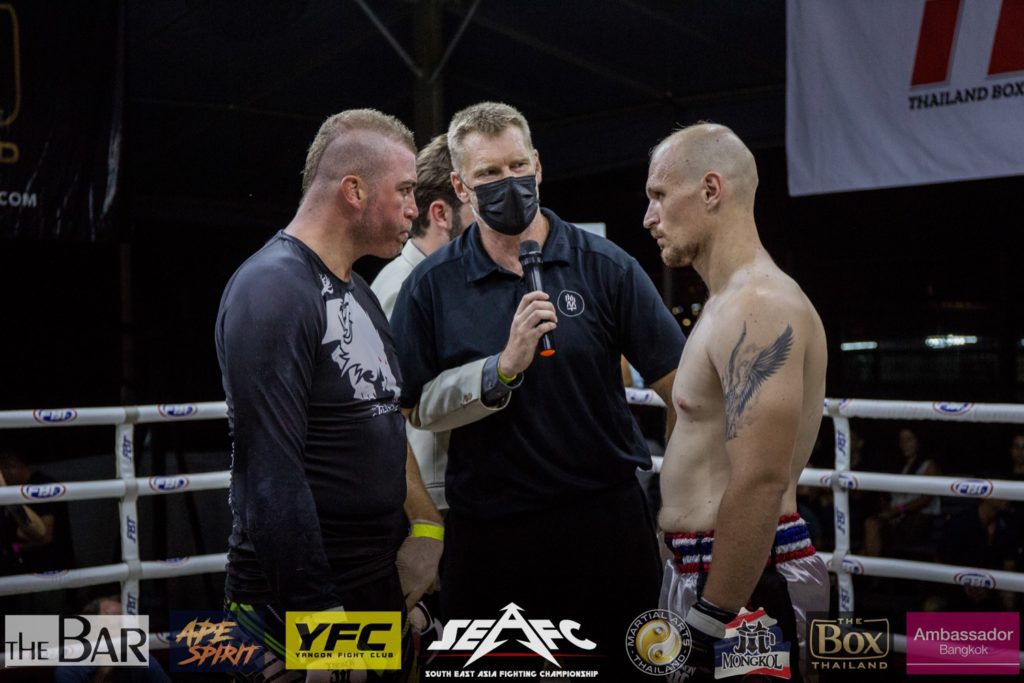 Cornelius van Wyk v Daniel Dorrer (MMA) just before their fight at SEAFC 3